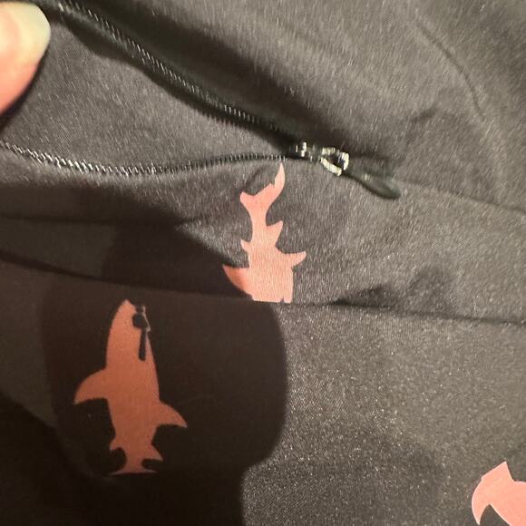 Surf Cuz Size XXL Swimming Tunks Navy with Pink Shark Print Pockets Lined - Picture 5 of 9